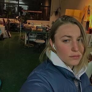 Meet your Posher, Pascale e.